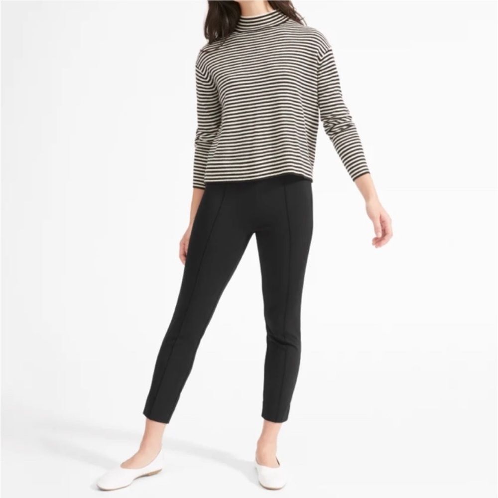 Everlane // Stretch Ponte Crop Slim Pants